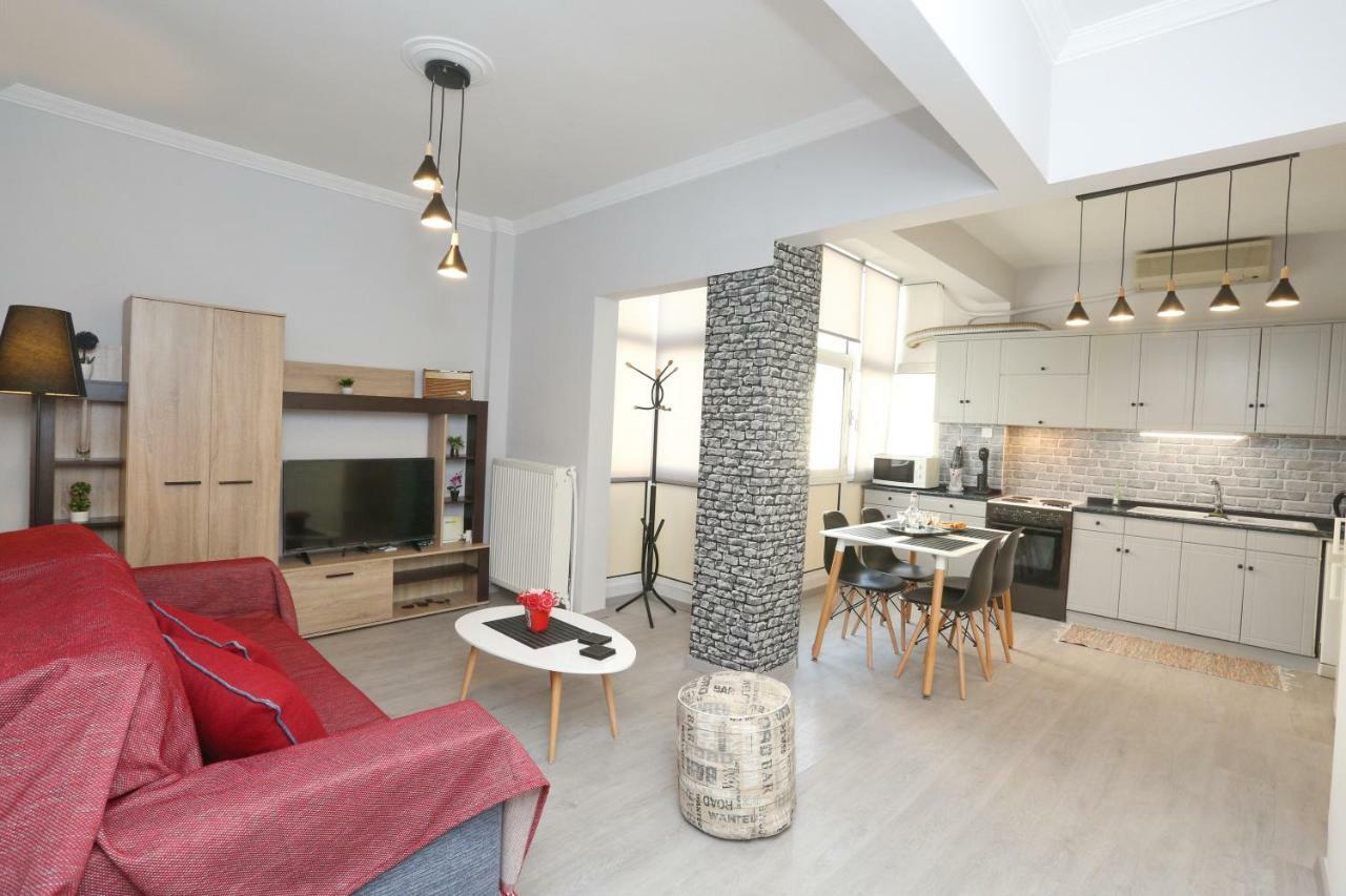 Oli'S Luxury Apartment Thessaloniki Exterior photo