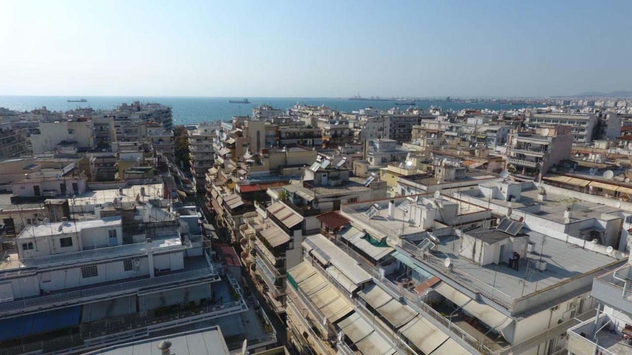 Oli'S Luxury Apartment Thessaloniki Exterior photo