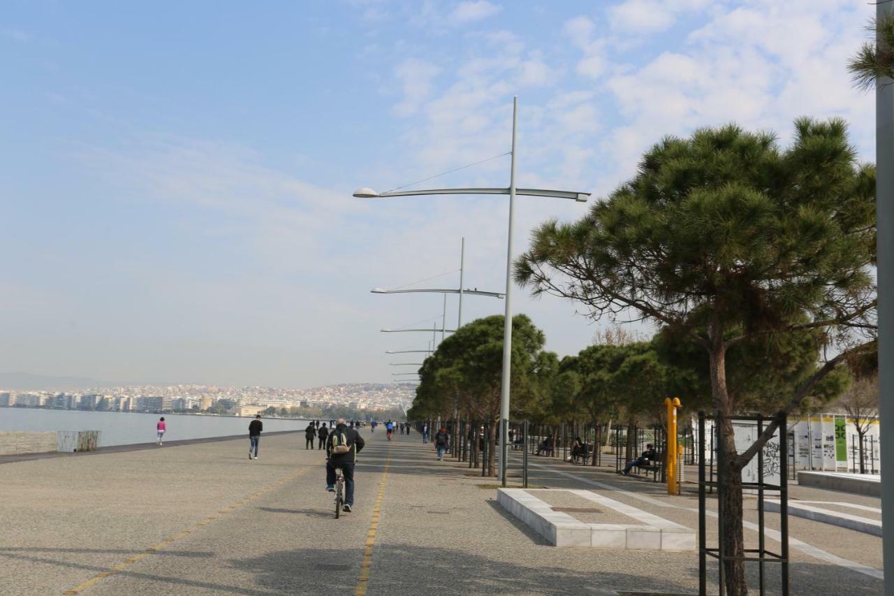 Oli'S Luxury Apartment Thessaloniki Exterior photo